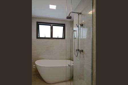 Apartamento à venda com 275m², 3 quartos e 4 vagas Apartamento à venda com 275m², 3 quartos e 4 vagasBanheiro da Suíte 3