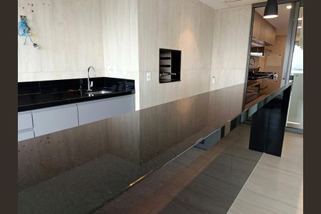 Apartamento à venda com 275m², 3 quartos e 4 vagas Apartamento à venda com 275m², 3 quartos e 4 vagasVaranda