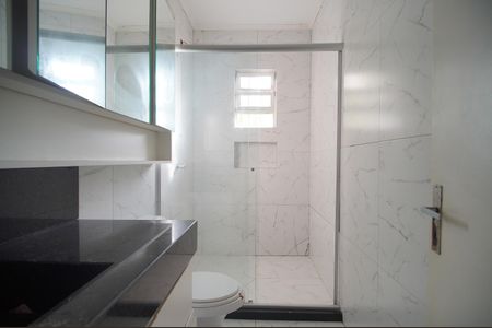Casa para alugar com 180m², 3 quartos e 2 vagasBanheiro