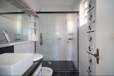 Casa para alugar com 180m², 3 quartos e 2 vagasBanheiro da Suíte