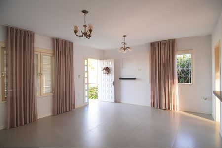 Sala de casa à venda com 3 quartos, 180m² em Vila Nova, Novo Hamburgo