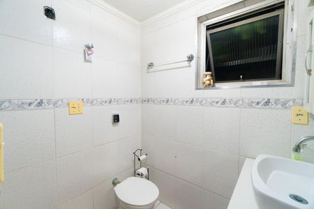 Apartamento à venda com 48m², 2 quartos e 1 vaga Apartamento à venda com 48m², 2 quartos e 1 vagaBanheiro
