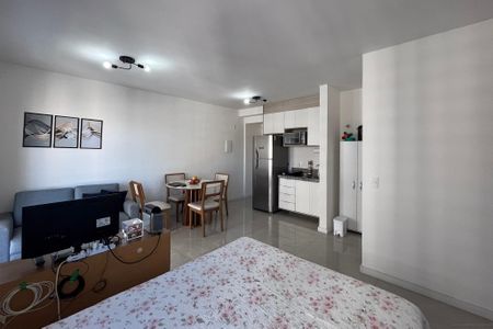 Studio à venda com 33m², 1 quarto e sem vaga Studio à venda com 33m², 1 quarto e sem vagaQuarto