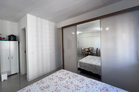 Studio à venda com 33m², 1 quarto e sem vaga Studio à venda com 33m², 1 quarto e sem vagaQuarto