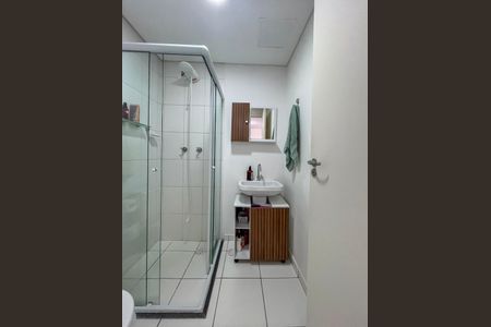 Banheiro de kitnet/studio à venda com 1 quarto, 33m² em Vila Nair, São Paulo