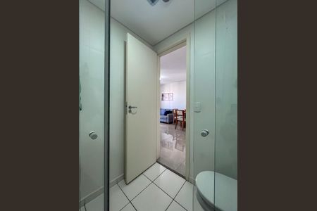 Studio à venda com 33m², 1 quarto e sem vaga Studio à venda com 33m², 1 quarto e sem vagaBanheiro