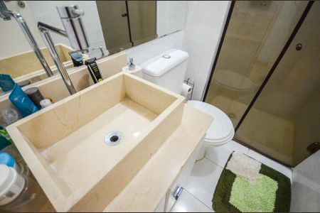 Apartamento à venda com 59m², 3 quartos e 1 vaga Apartamento à venda com 59m², 3 quartos e 1 vagaBanheiro
