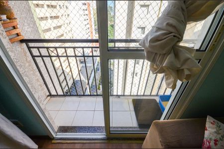 Apartamento à venda com 59m², 3 quartos e 1 vaga Apartamento à venda com 59m², 3 quartos e 1 vagaSala - Sacada
