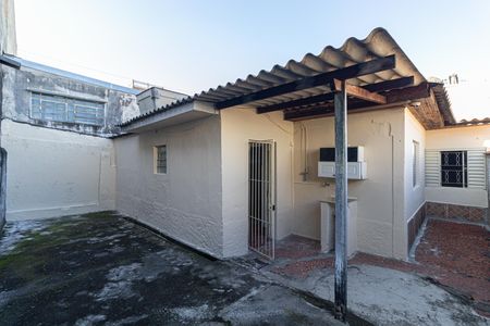 Área externa de casa à venda com 4 quartos, 200m² em Vila Carolina, São Paulo