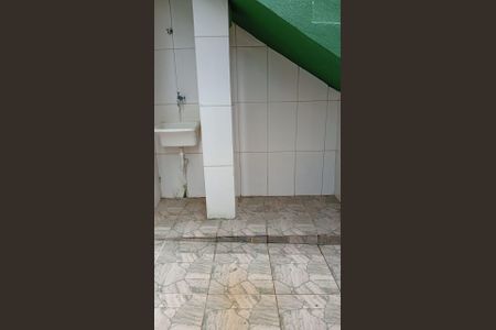 Casa para alugar com 40m², 1 quarto e sem vaga