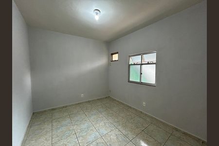 Casa para alugar com 1 quarto, 40m² em Bento Ribeiro, Rio de Janeiro