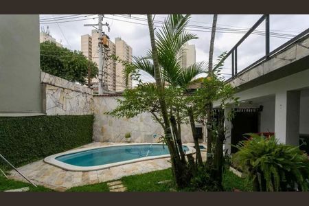 Casa à venda com 260m², 4 quartos e 3 vagas