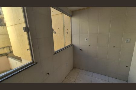 Apartamento para alugar com 56m², 2 quartos e 1 vaga Apartamento para alugar com 56m², 2 quartos e 1 vagaCozinha e Área de Serviço