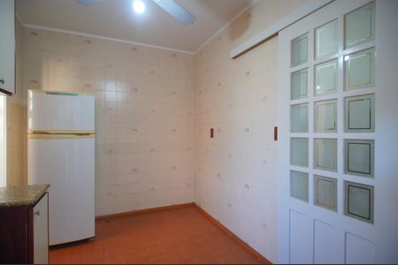 Cozinha de apartamento à venda com 1 quarto, 60m² em Centro, São Leopoldo