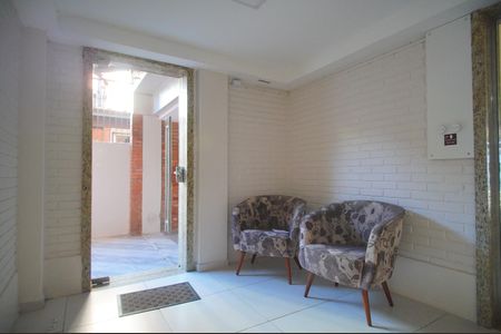 Hall de entrada de apartamento à venda com 1 quarto, 60m² em Centro, São Leopoldo