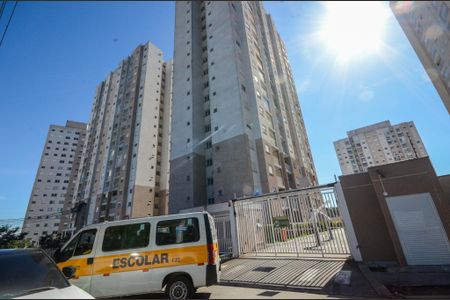 Apartamento para alugar com 49m², 2 quartos e 1 vaga Apartamento para alugar com 49m², 2 quartos e 1 vagaFachada