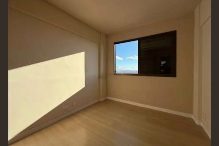 Apartamento para alugar com 200m², 3 quartos e 3 vagas Apartamento para alugar com 200m², 3 quartos e 3 vagasQuarto