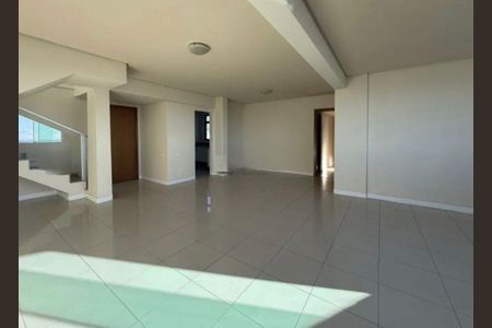 Sala de apartamento para alugar com 3 quartos, 200m² em São Lucas, Belo Horizonte