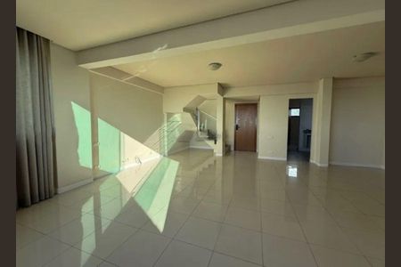 Sala de apartamento para alugar com 3 quartos, 200m² em São Lucas, Belo Horizonte