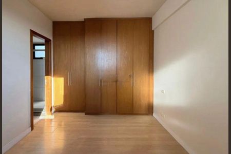 Apartamento para alugar com 200m², 3 quartos e 3 vagas Apartamento para alugar com 200m², 3 quartos e 3 vagasQuarto