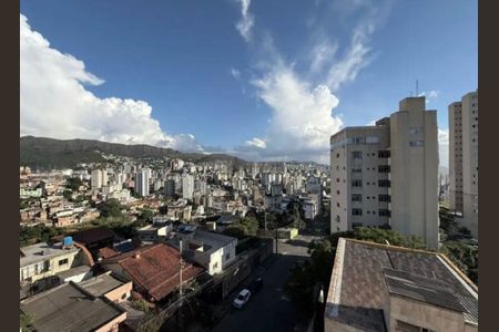 Apartamento para alugar com 200m², 3 quartos e 3 vagas
