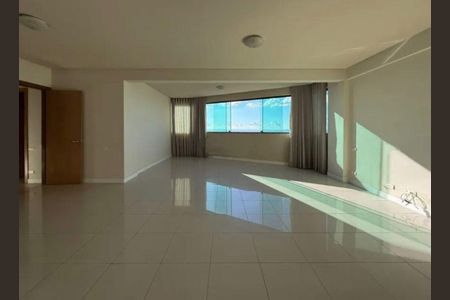 Sala de apartamento para alugar com 3 quartos, 200m² em São Lucas, Belo Horizonte