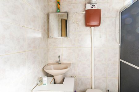 Casa à venda com 80m², 3 quartos e 4 vagasBanheiro