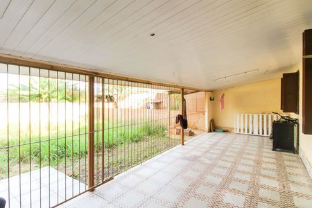 Casa à venda com 80m², 3 quartos e 4 vagasÁrea de Serviço