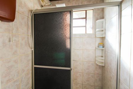 Casa à venda com 80m², 3 quartos e 4 vagasBanheiro