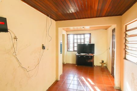 Casa à venda com 80m², 3 quartos e 4 vagasSala