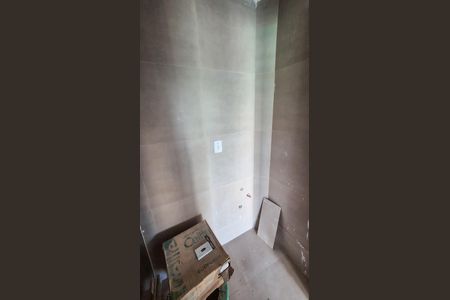 Apartamento à venda com 64m², 2 quartos e 1 vaga Apartamento à venda com 64m², 2 quartos e 1 vagaBanheiro