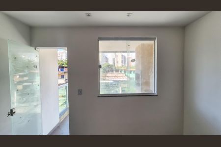 Apartamento à venda com 64m², 2 quartos e 1 vaga Apartamento à venda com 64m², 2 quartos e 1 vagaSala