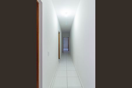 Corredor de casa de condomínio para alugar com 2 quartos, 84m² em Jardim Maristela, São Paulo