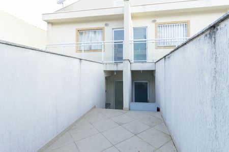 Casa de condomínio para alugar com 84m², 2 quartos e sem vaga Casa de condomínio para alugar com 84m², 2 quartos e sem vagaEntrada
