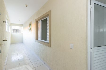 Casa de condomínio para alugar com 84m², 2 quartos e sem vaga Casa de condomínio para alugar com 84m², 2 quartos e sem vagaLavanderia