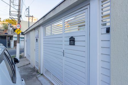 Casa de condomínio para alugar com 84m², 2 quartos e sem vaga Casa de condomínio para alugar com 84m², 2 quartos e sem vagaFachada