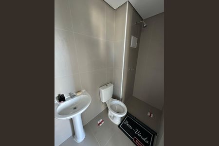 Apartamento para alugar com 39m², 2 quartos e 1 vaga Apartamento para alugar com 39m², 2 quartos e 1 vagaBanheiro