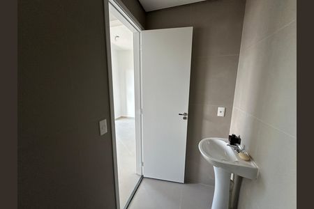 Apartamento para alugar com 39m², 2 quartos e 1 vaga Apartamento para alugar com 39m², 2 quartos e 1 vagaBanheiro