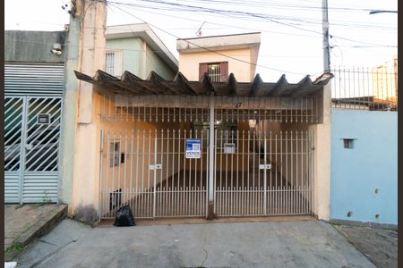 Fachada de casa à venda com 3 quartos, 115m² em Vila Babilonia, São Paulo