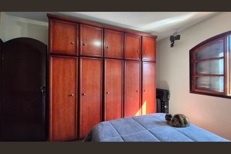 Casa à venda com 160m², 3 quartos e 3 vagasSuíte
