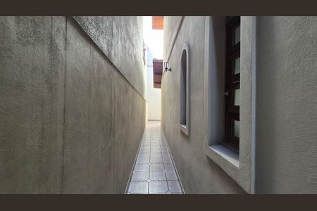 Casa à venda com 160m², 3 quartos e 3 vagasCorredor