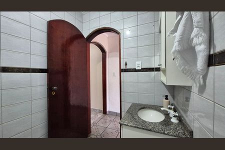 Casa à venda com 160m², 3 quartos e 3 vagasBanheiro
