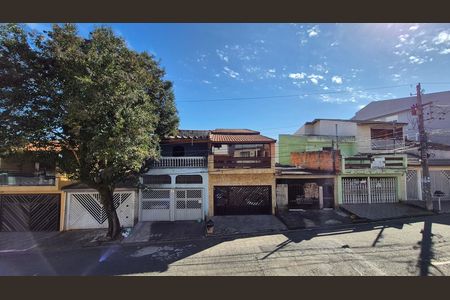 Casa à venda com 160m², 3 quartos e 3 vagasVista