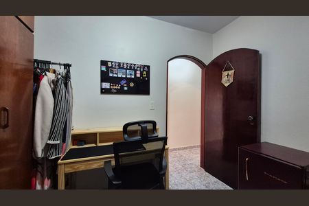 Casa à venda com 160m², 3 quartos e 3 vagasQuarto 2