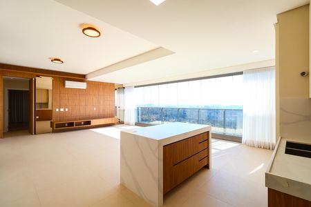 Apartamento à venda com 2 quartos, 142m² em Jardim Fonte do Morumbi, São Paulo