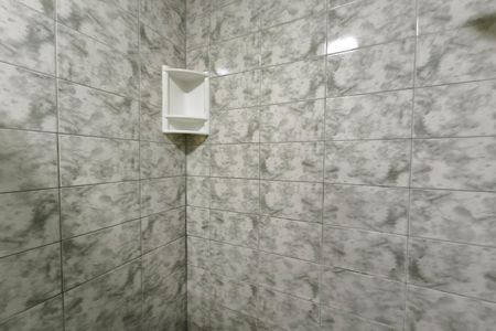 Casa para alugar com 95m², 2 quartos e 1 vaga Casa para alugar com 95m², 2 quartos e 1 vagaBanheiro