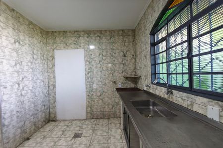 Casa para alugar com 95m², 2 quartos e 1 vaga Casa para alugar com 95m², 2 quartos e 1 vagaCozinha