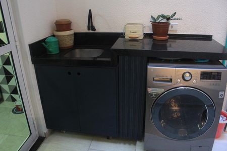 Apartamento à venda com 46m², 2 quartos e 1 vagaÁrea de Serviço