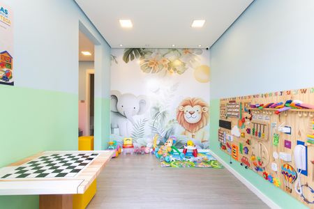 Apartamento à venda com 45m², 2 quartos e 1 vaga Apartamento à venda com 45m², 2 quartos e 1 vagaÁrea comum - Brinquedoteca