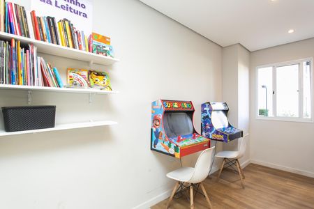 Apartamento à venda com 45m², 2 quartos e 1 vaga Apartamento à venda com 45m², 2 quartos e 1 vagaÁrea de Jogos